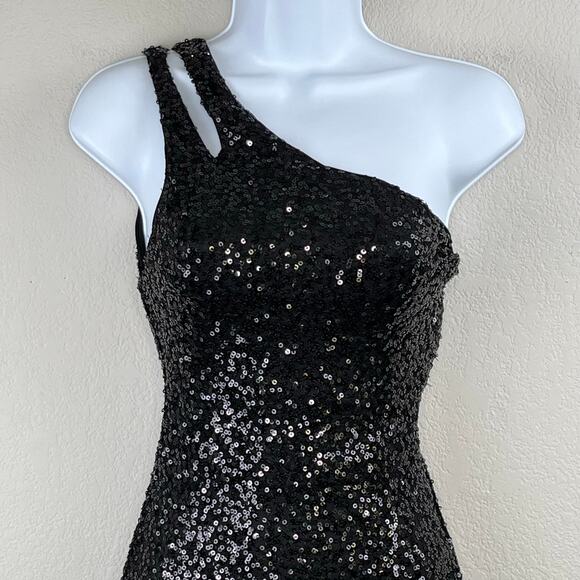Teeze Me Black Sequins One Shoulder Cutout Mini Sheath Dress XS Junior 1/2 NWT - Picture 5 of 13